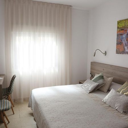 Hostal Torras Sant Hilari Sacalm Ngoại thất bức ảnh
